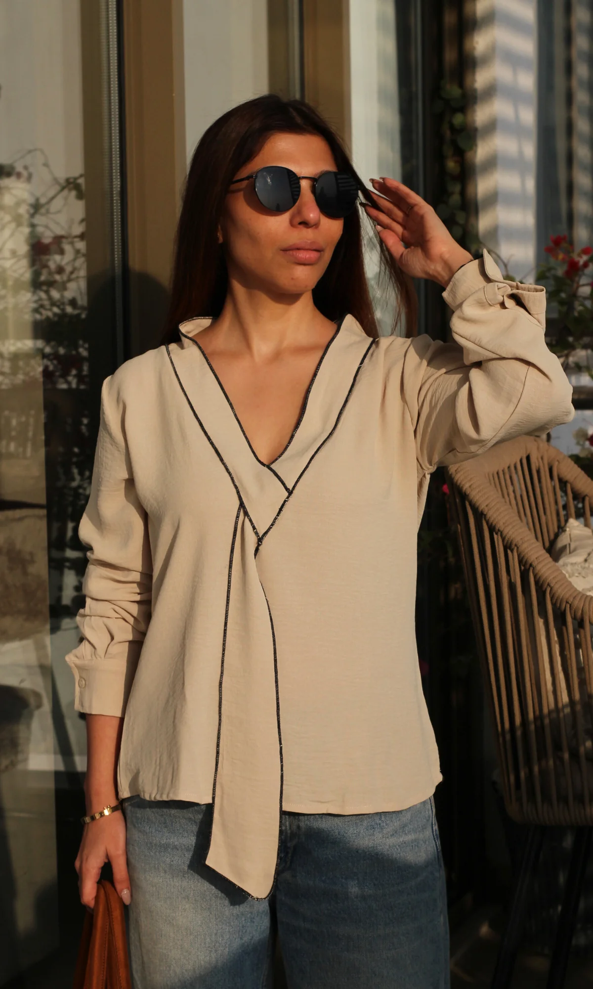 Beige-Black Knot Detail Top - Image 5