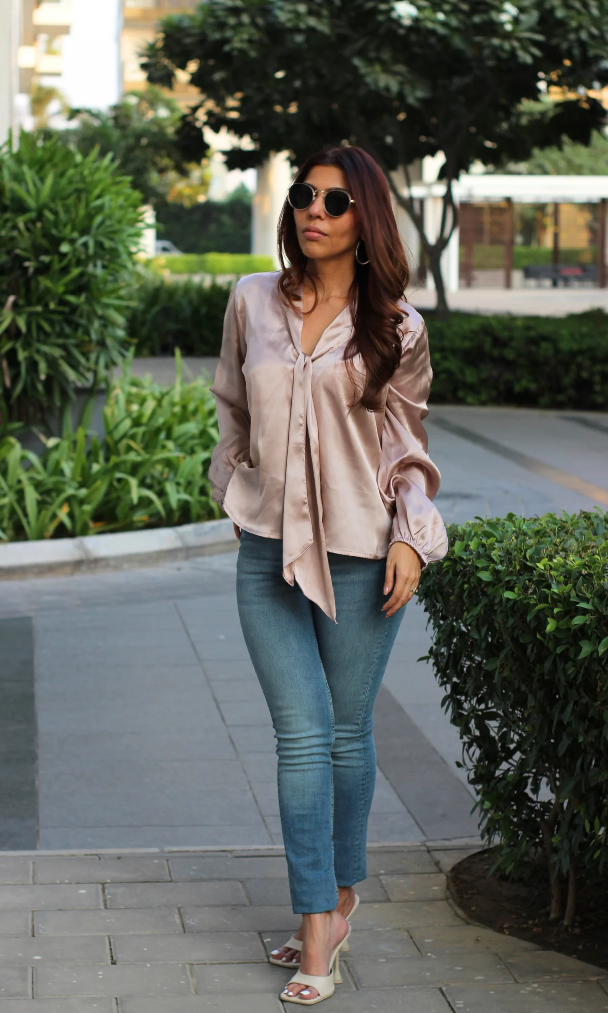 Greyish Mauve Tie Detail Balloon Sleeved Top - Image 4